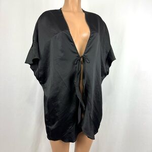 Victorias Secret Robe Women’s O/S Black Kimono Flutter Sleeve Satin Tie Closure